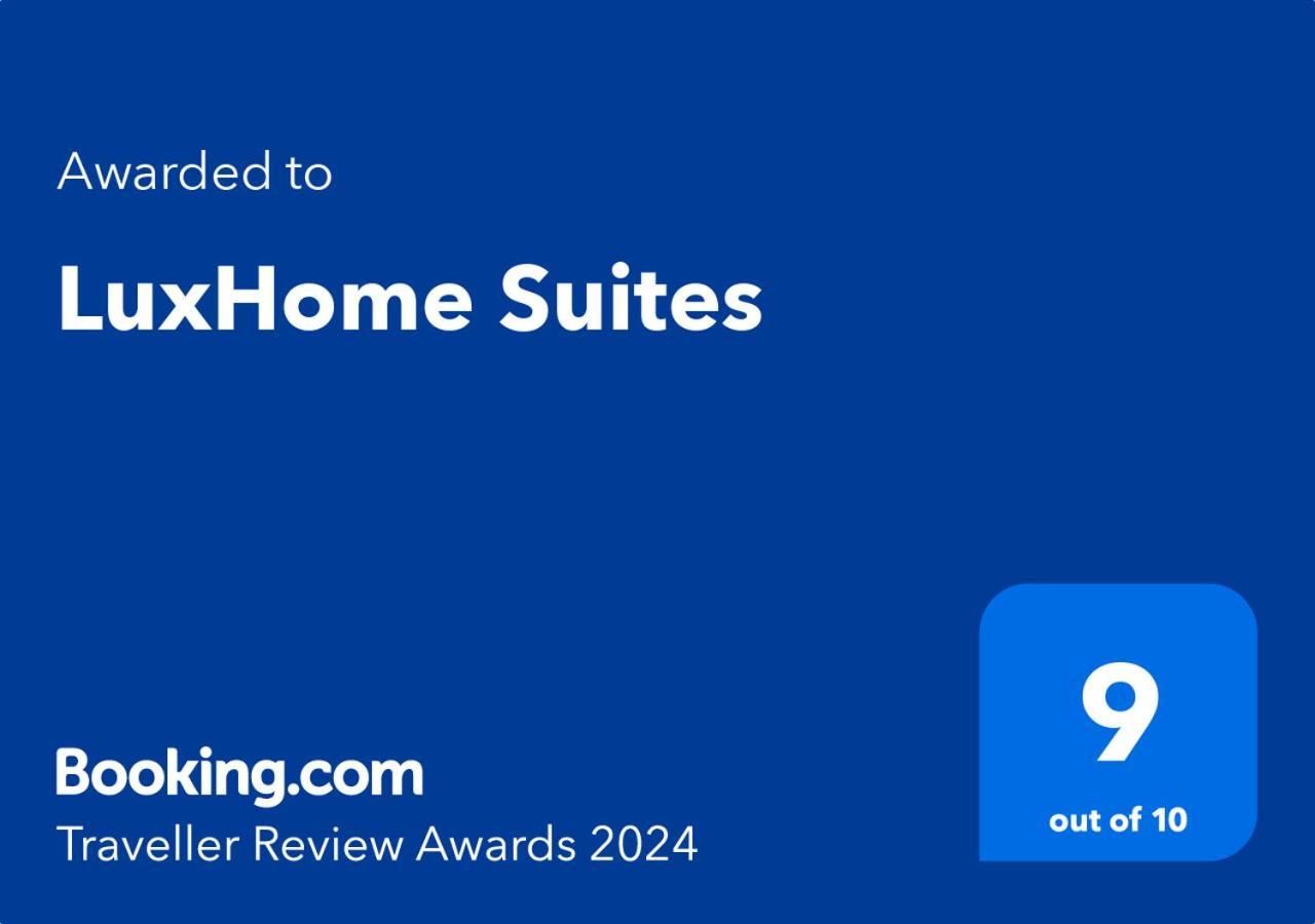 Luxhome Suites N Villa リバーサイド エクステリア 写真