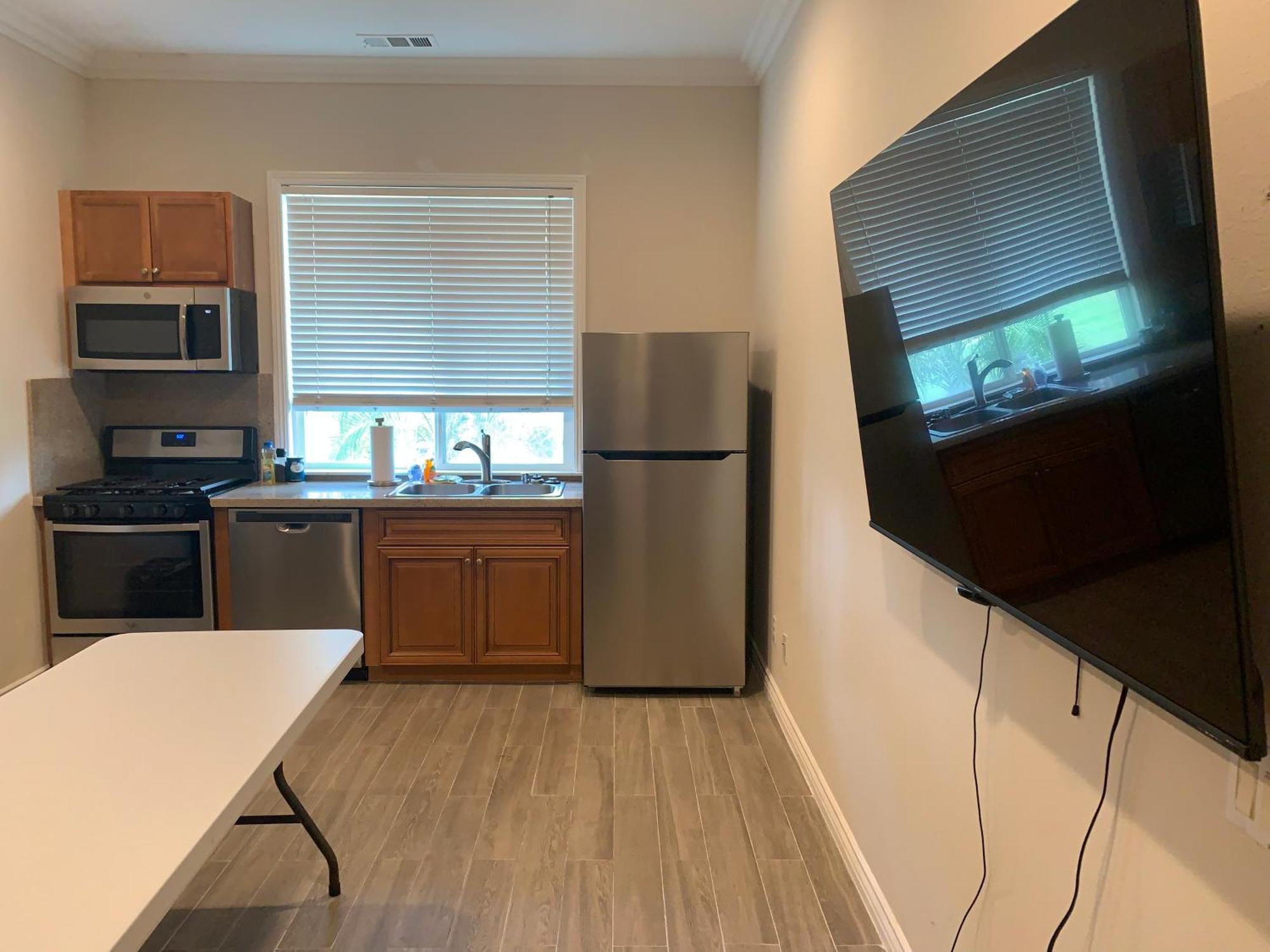 Luxhome Suites N Villa リバーサイド エクステリア 写真